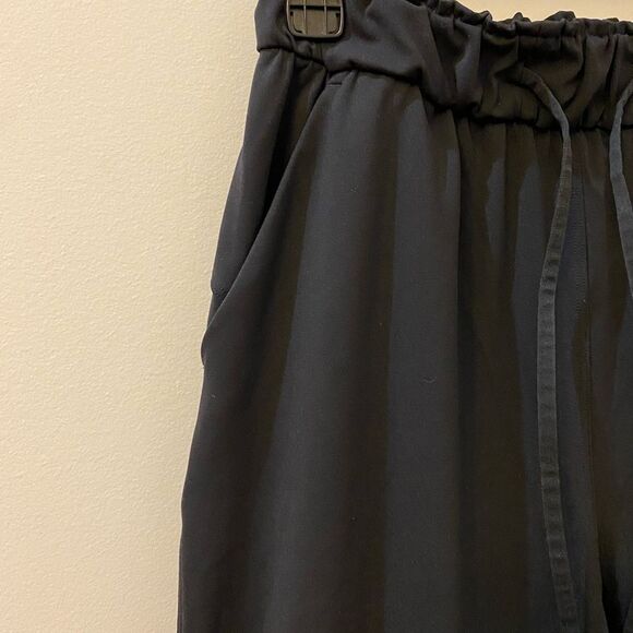 Lululemon Joggers Women Size 4 - Picture 3 of 10